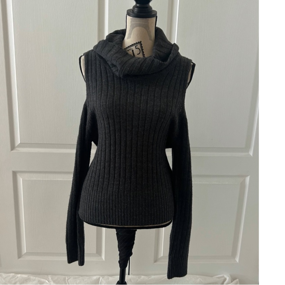 Women's GreyTurtleneck Sweater